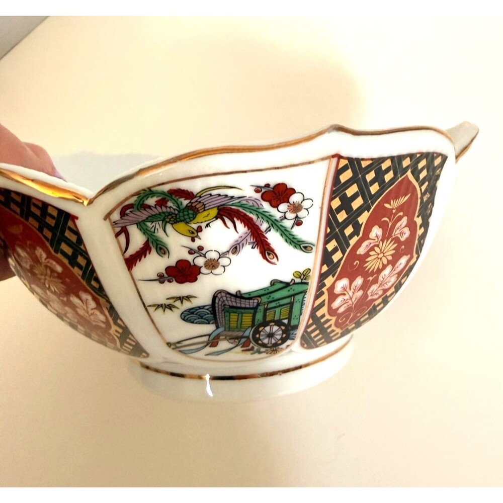 Vintage Imari Porcelain Lotus Bowl Hand Painted Rickshaw Floral Gold Trim Japan